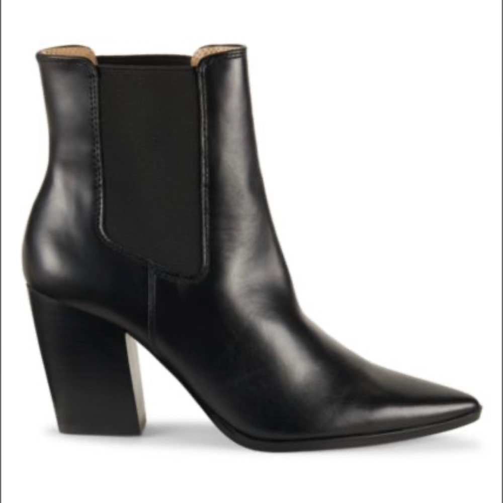 Saks ankle height boots size 10